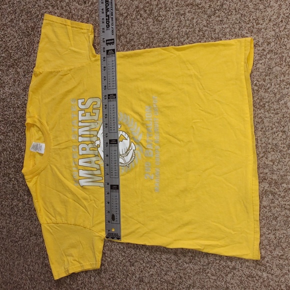 United States Marine 2nd Battalion Marine Corp Recruit Depot Yellow T-Shirt M - Picture 4 of 9